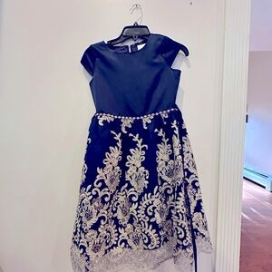 Girls embroidered dress